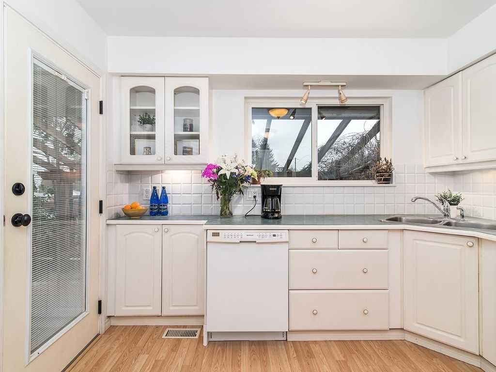 listing image 1107653055488758371