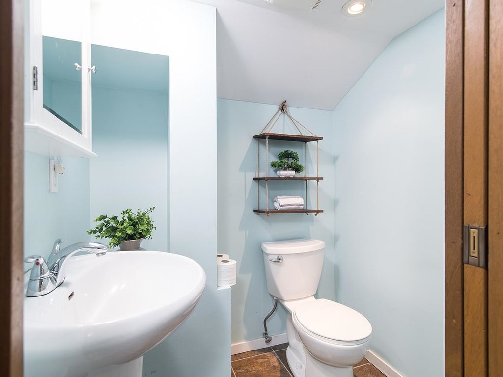 listing image 1101526071612531088