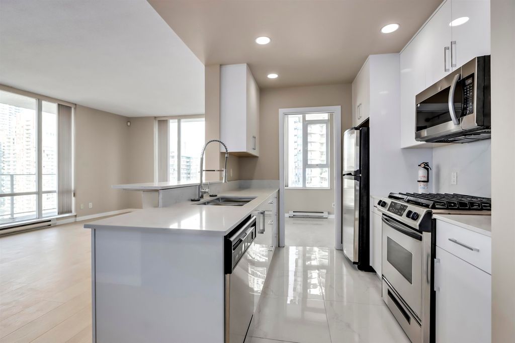 listing image 1102300495470409477