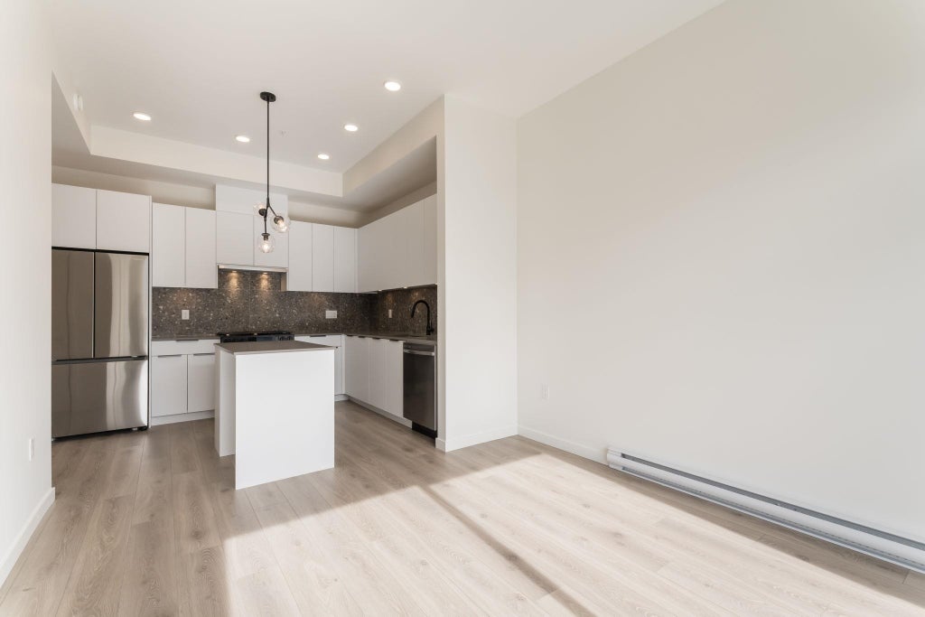Photo of 7936 206 Street #617, Langley, BC V2Y 3X8 (MLS # R3166582)