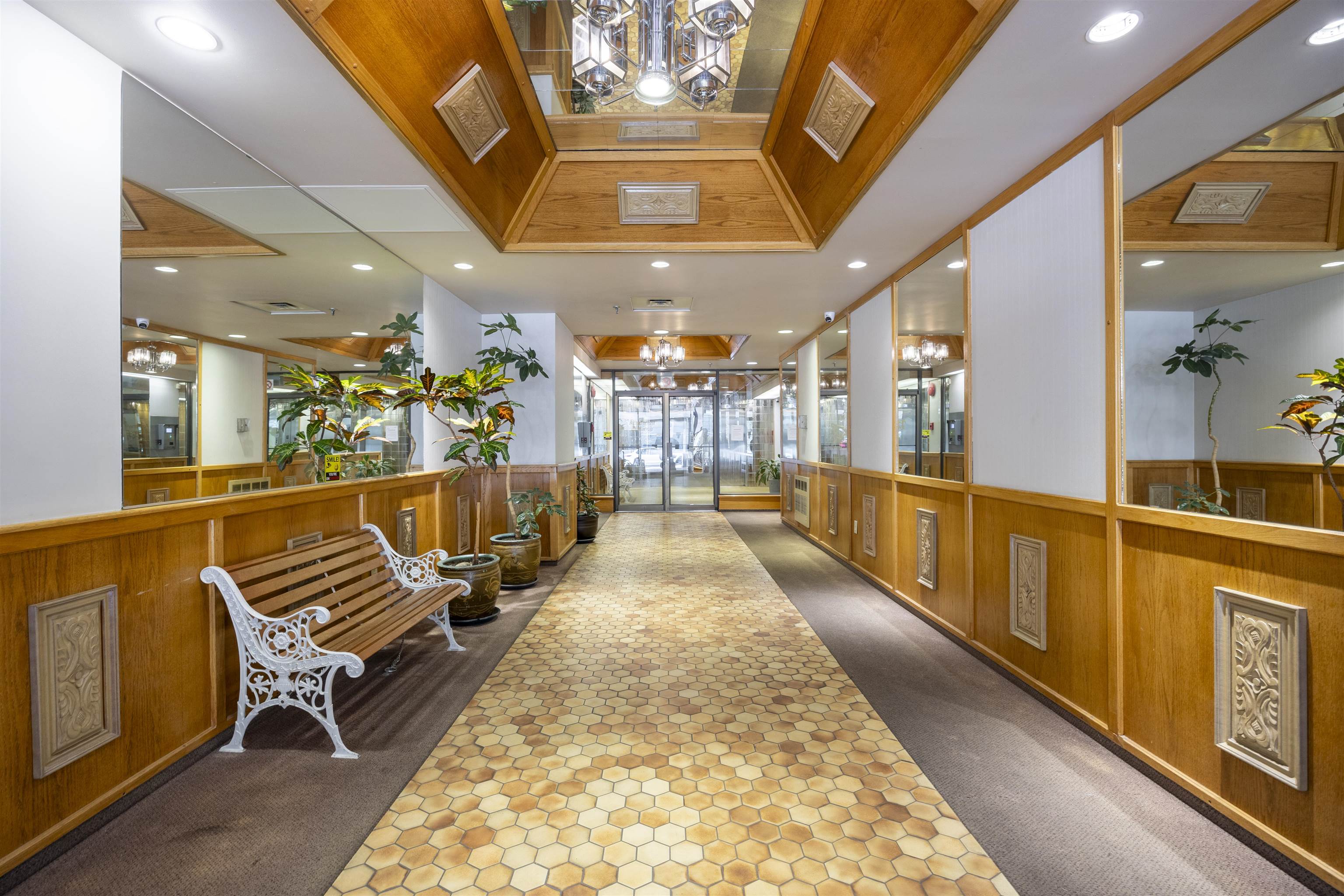 534 Sixth Street 502