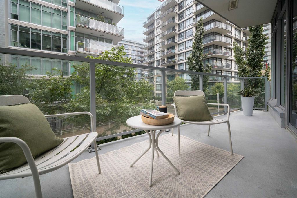listing image 1109009294831105834