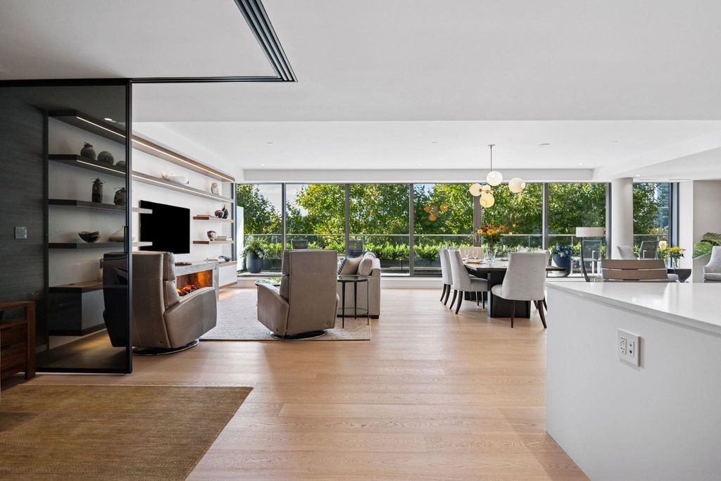 listing image 1106474922107790266