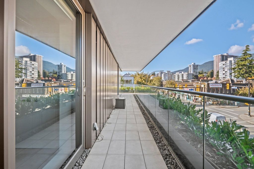 listing image 1100486909237061599