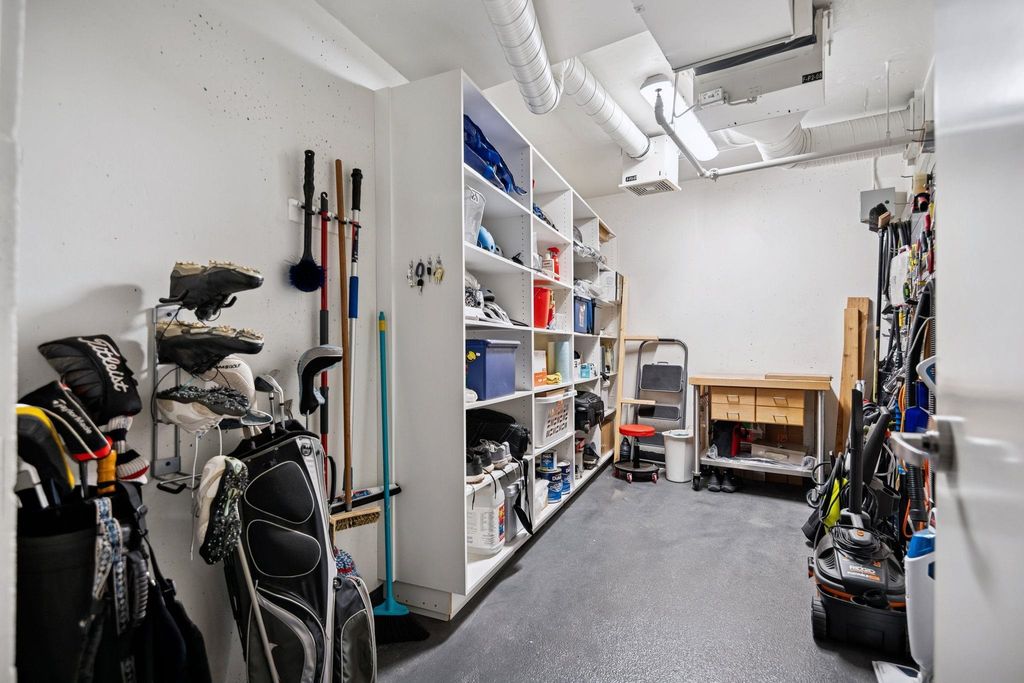 listing image 1107466703516973330