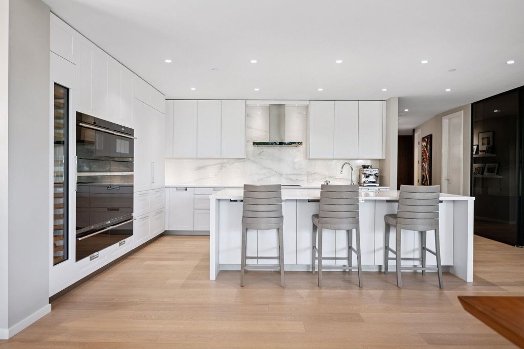 listing image 1108278382159532344