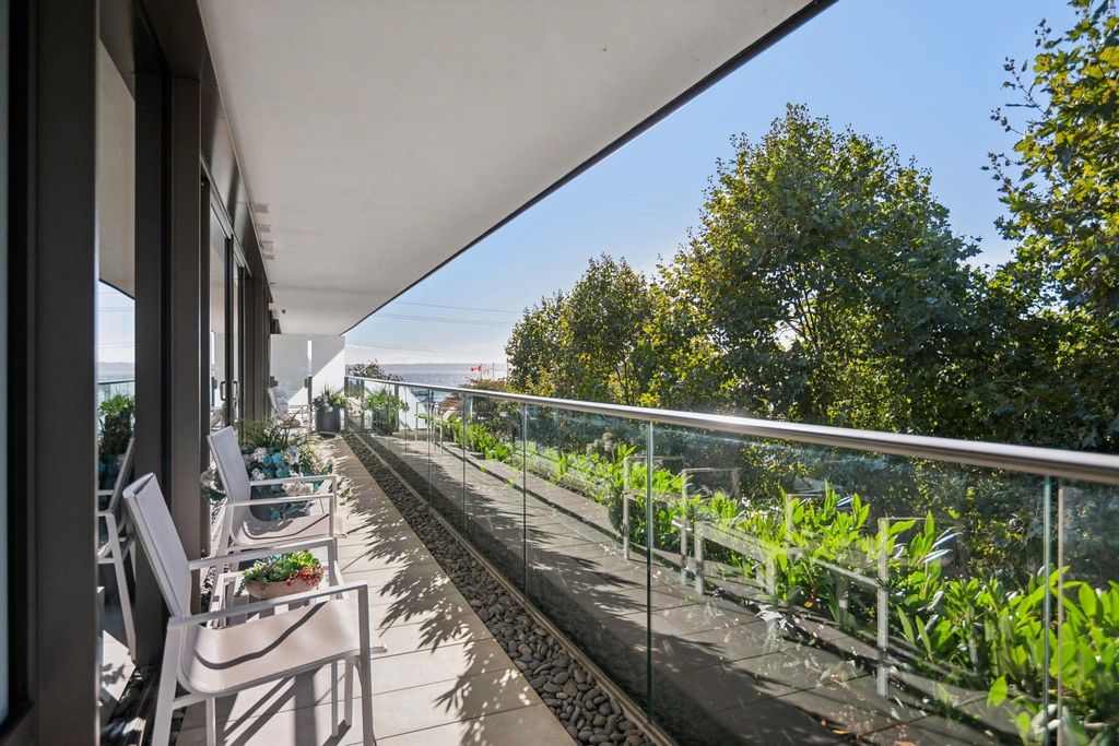 listing image 1109093324794180824