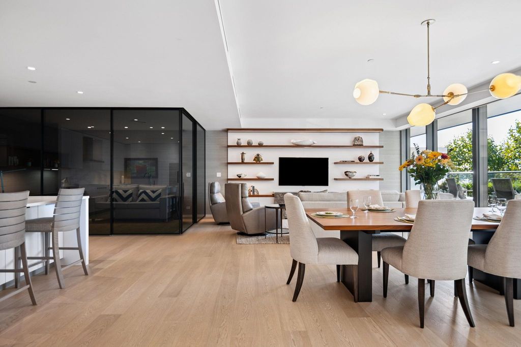 listing image 1102922144095782261