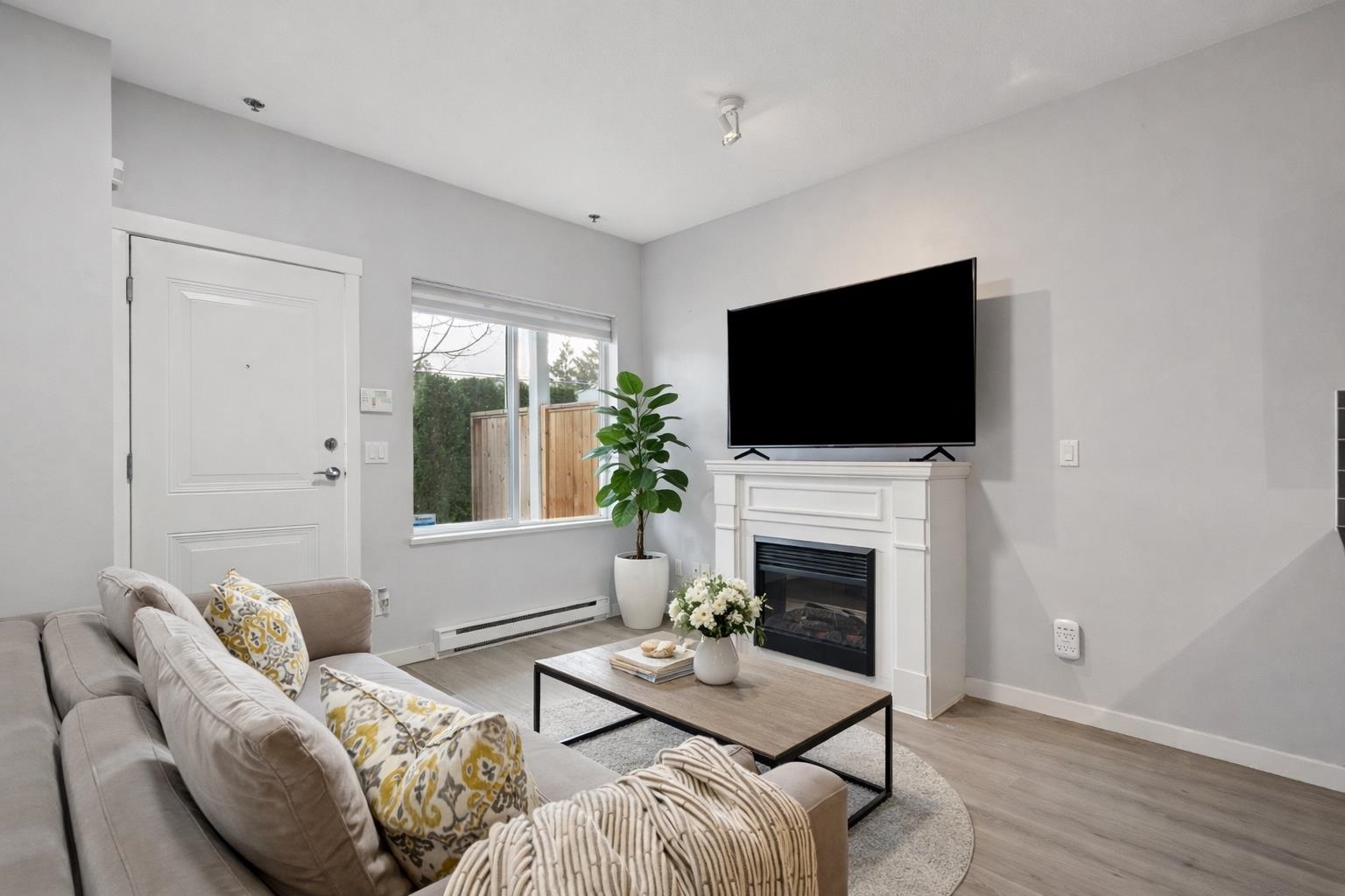 1661 Fraser Avenue 201