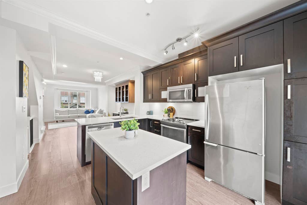 Photo of 10151 240 Street #93, Maple Ridge, BC V2W 0G9 (MLS # R3141612)