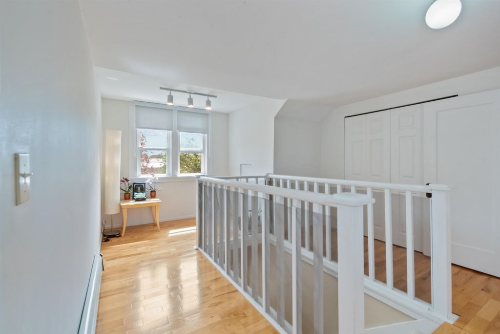 listing image 1100153900091859591