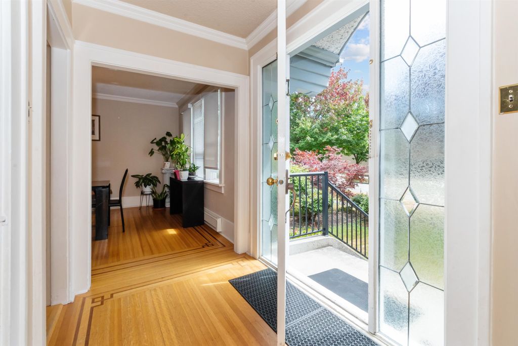 listing image 1106612426963081742