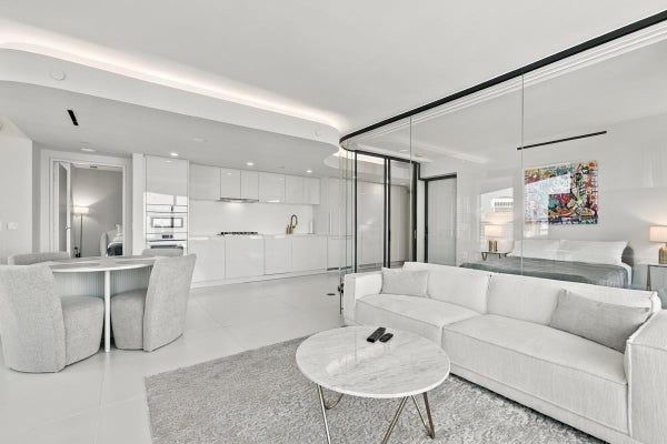 2406 - 1033 Nelson St, Vancouver, BC 4