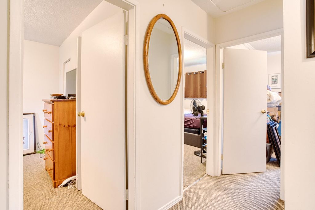 listing image 1105633904674863239