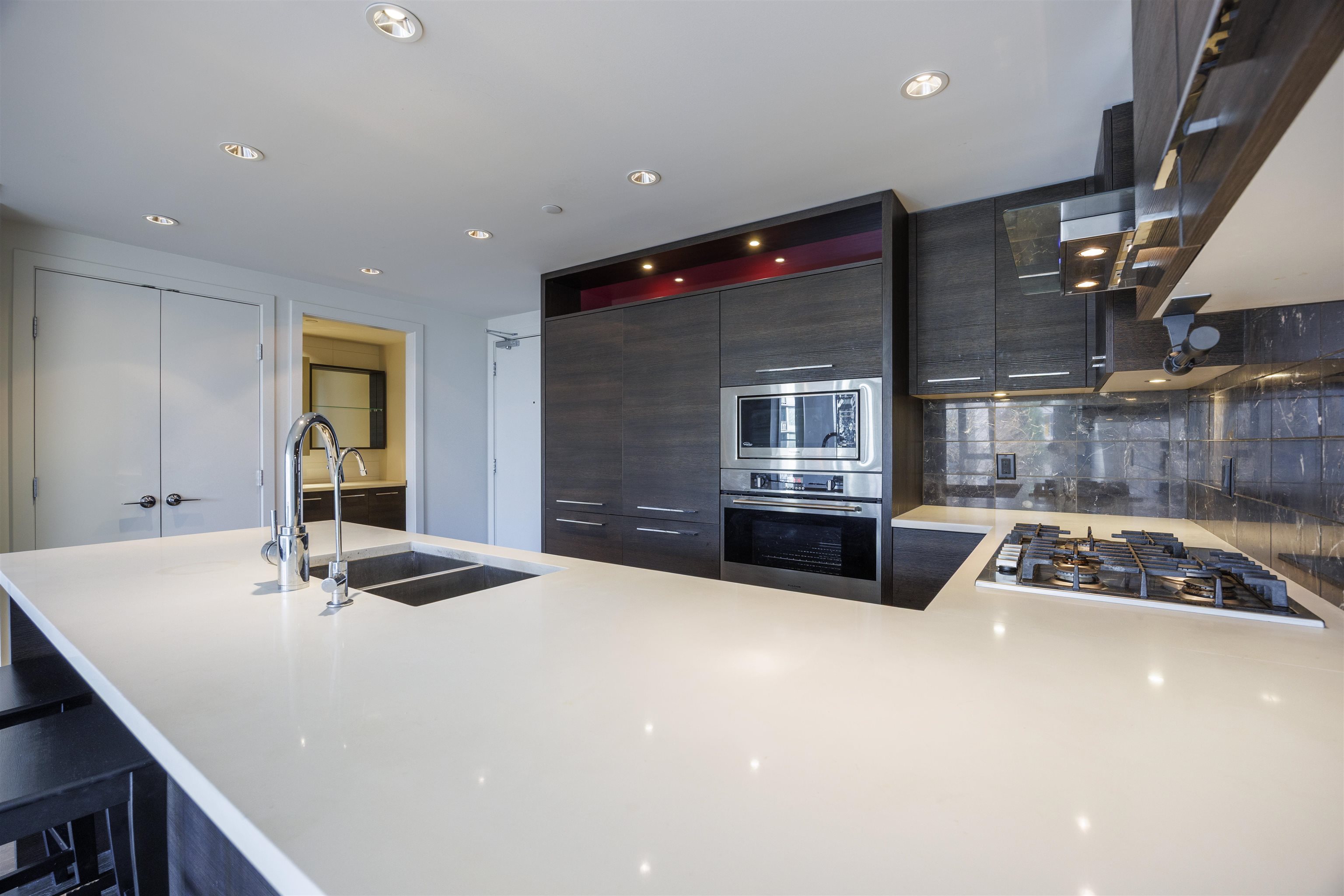 7468 Lansdowne Road 310