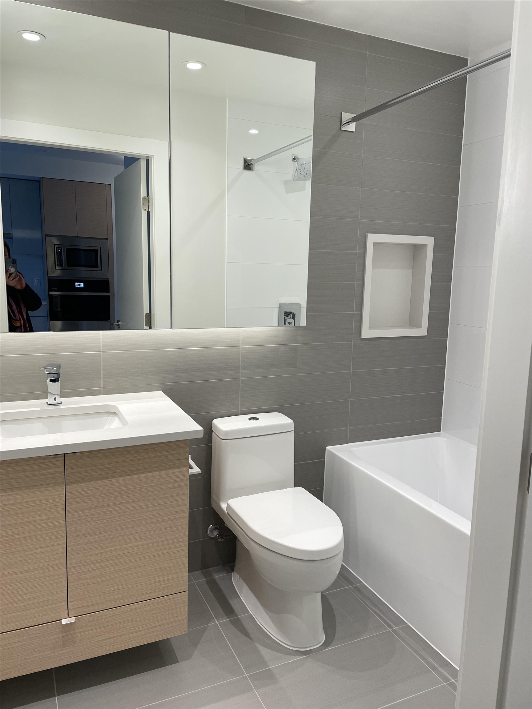 3438 Sawmill Crescent 426
