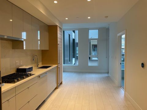 3438 Sawmill Crescent 426 Vancouver BC V5S 0E3