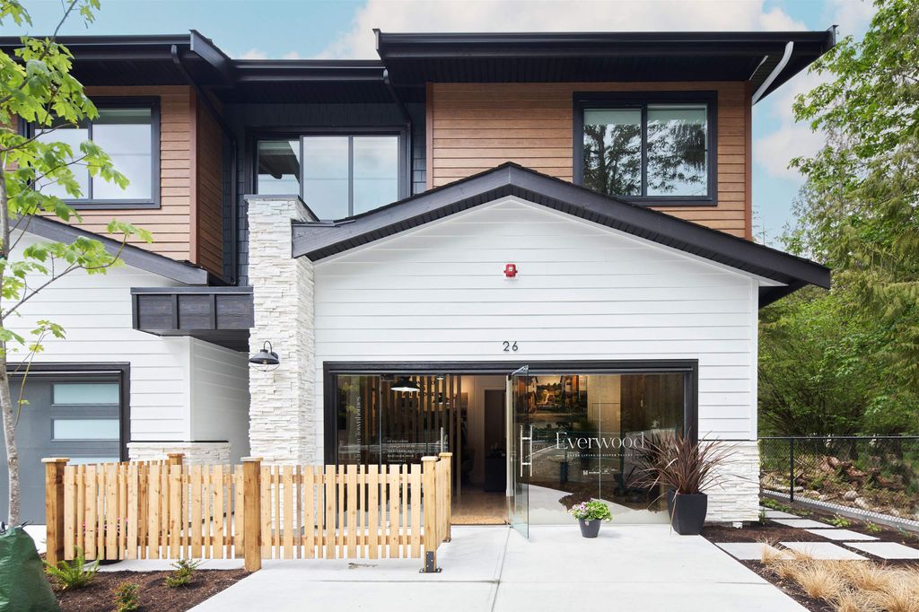 Photo of 23697 Fern Crescent #26, Maple Ridge, BC V4R 0J4 (MLS # R3106139)