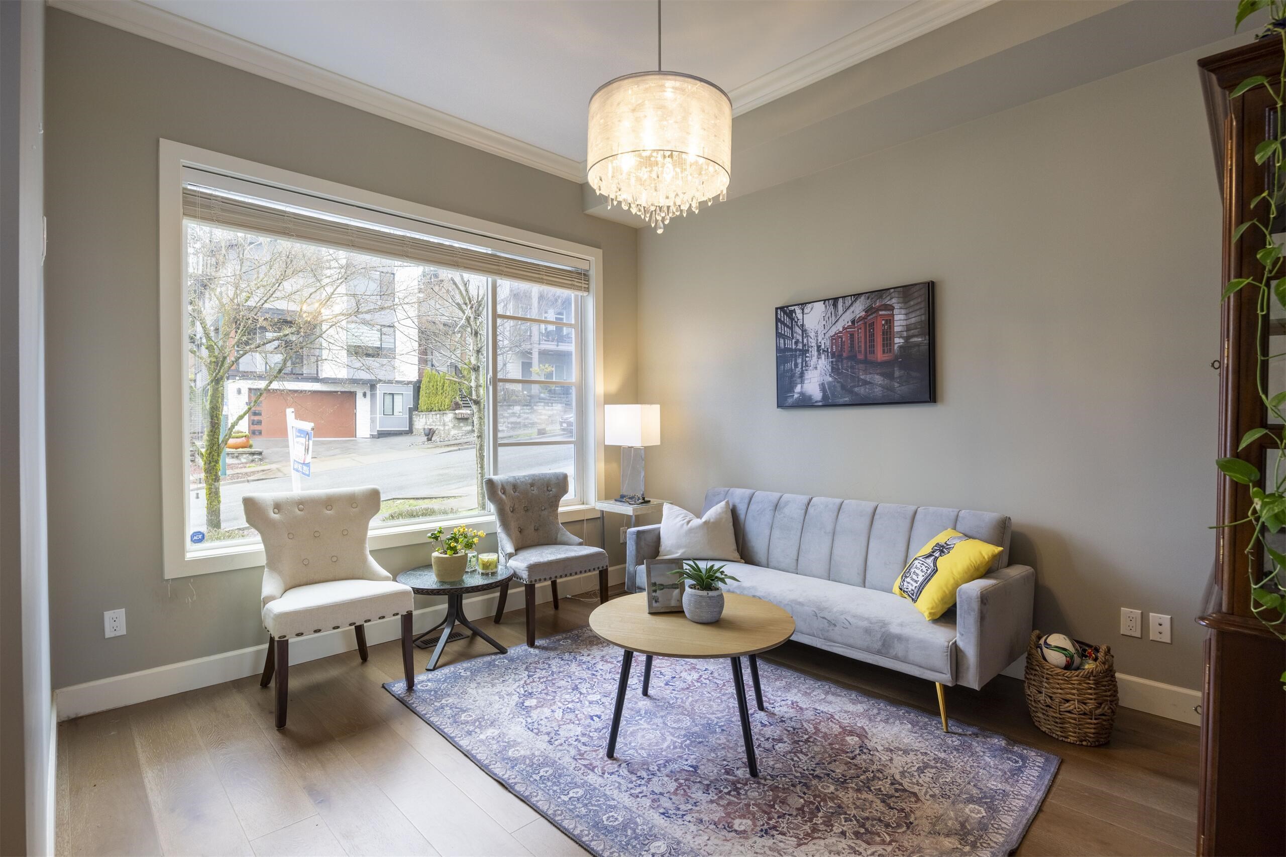 1407 Strawline Hill Street