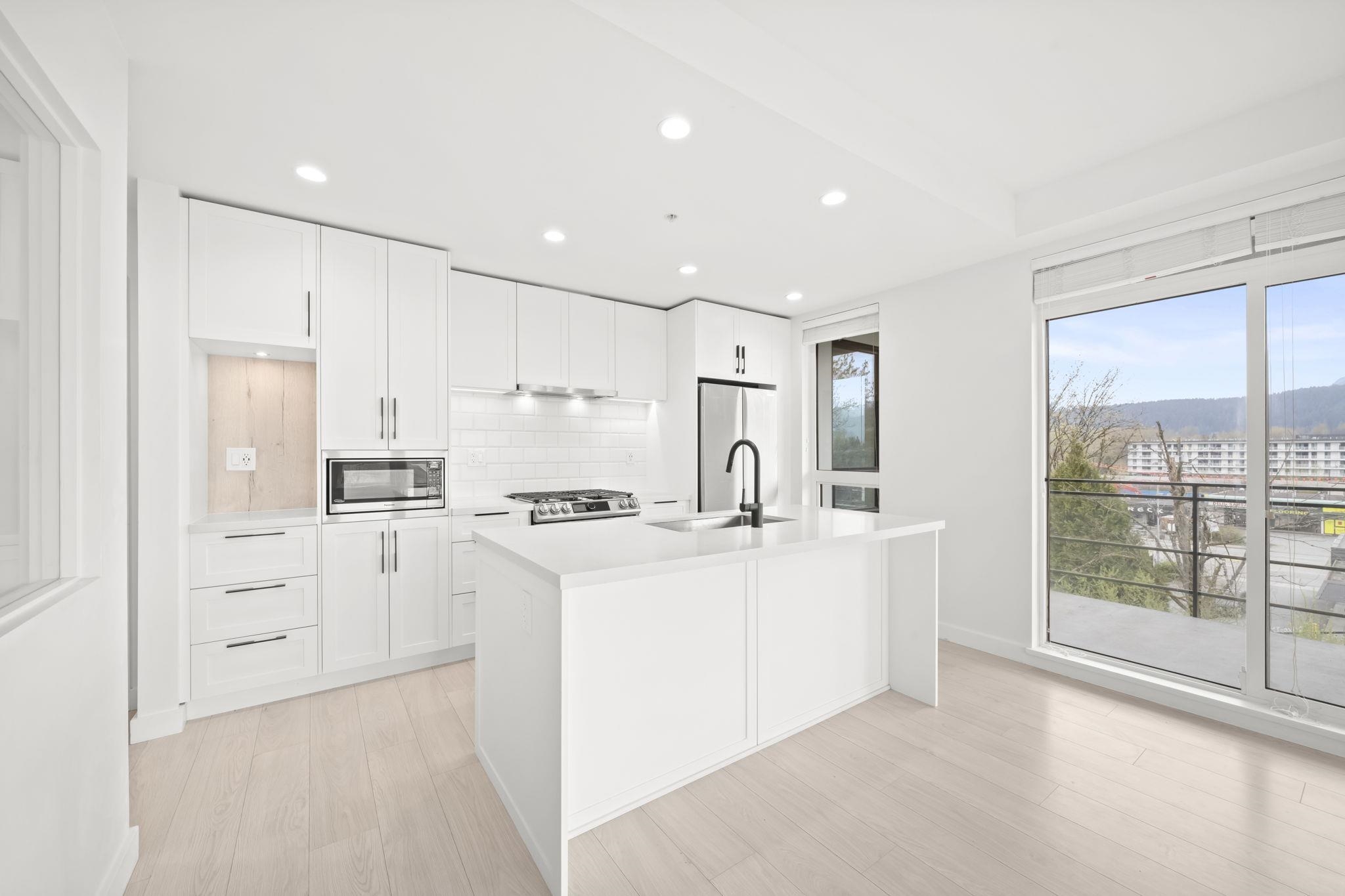 3038 St George Street 405