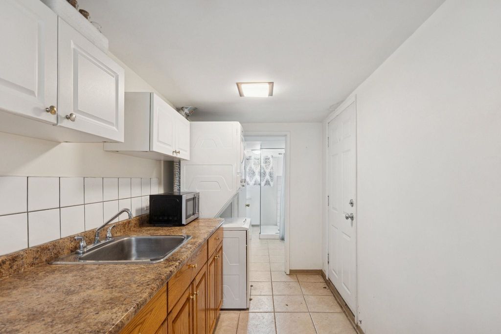 listing image 1107717199381081700