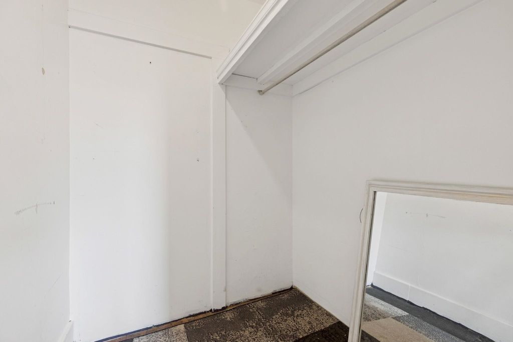 listing image 1105522949570908325