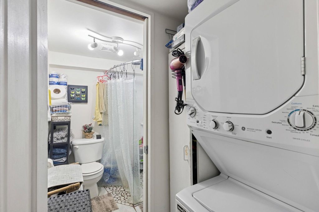 listing image 1103109385650731503