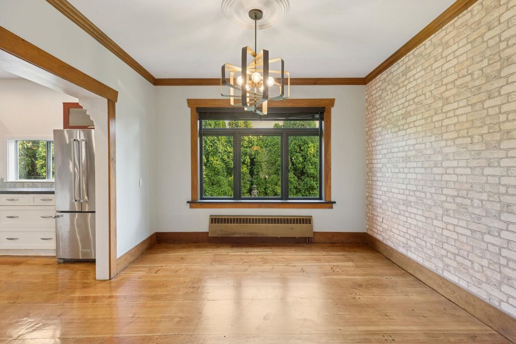 listing image 1108811494485153236