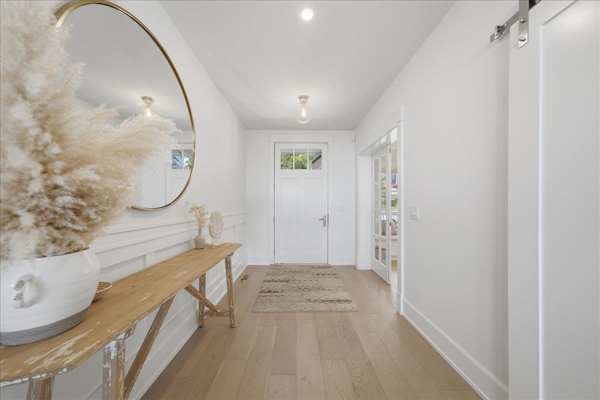100 Fernway Drive