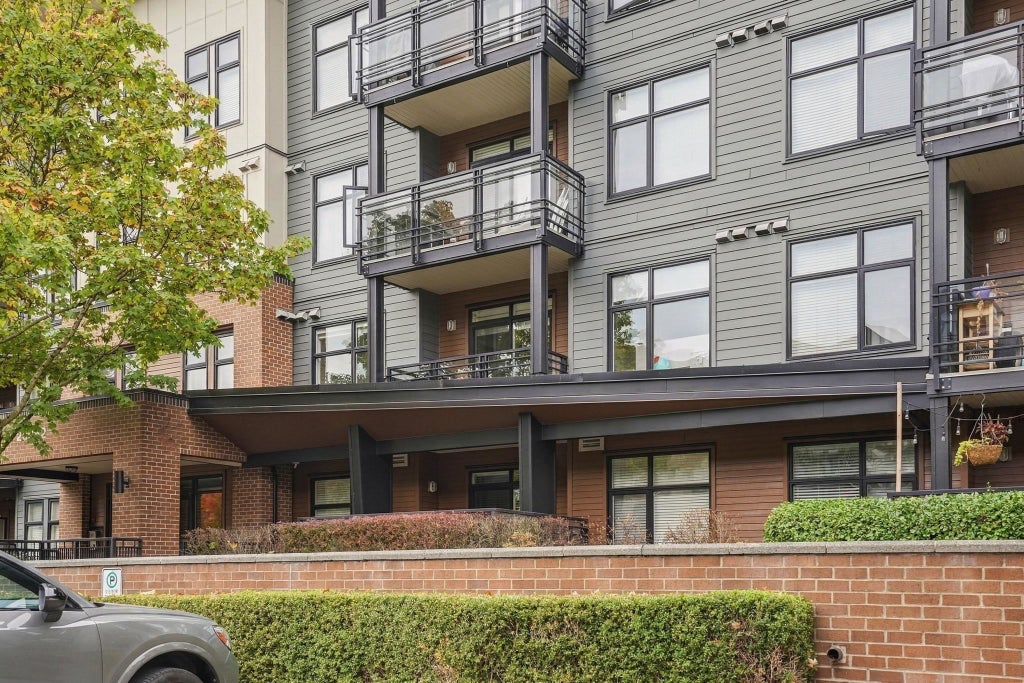 Photo of 20062 Fraser Highway #214, Langley, BC V3A 0E6 (MLS # R3174577)