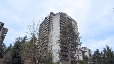 6595 Willingdon Avenue 404 Burnaby BC V5H 4E5