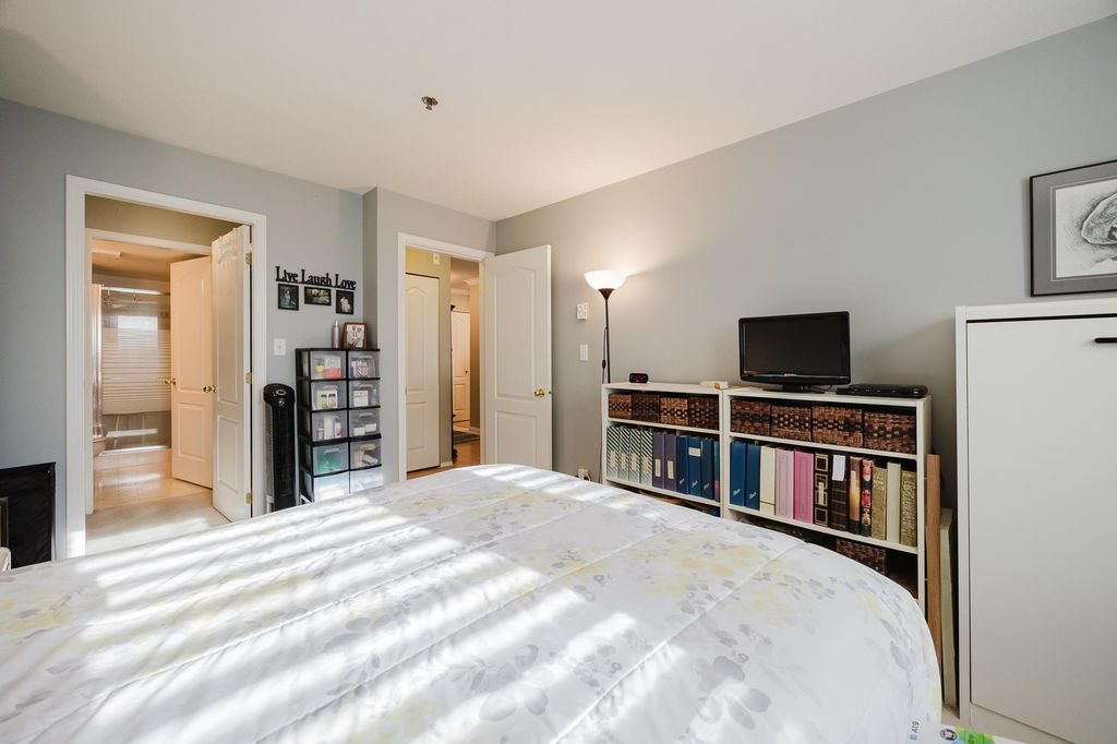 listing image 1104870550313690609