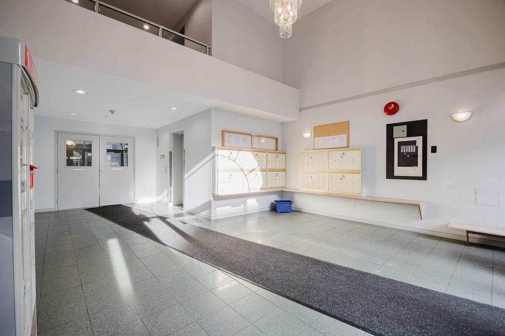 listing image 1107177088408435867