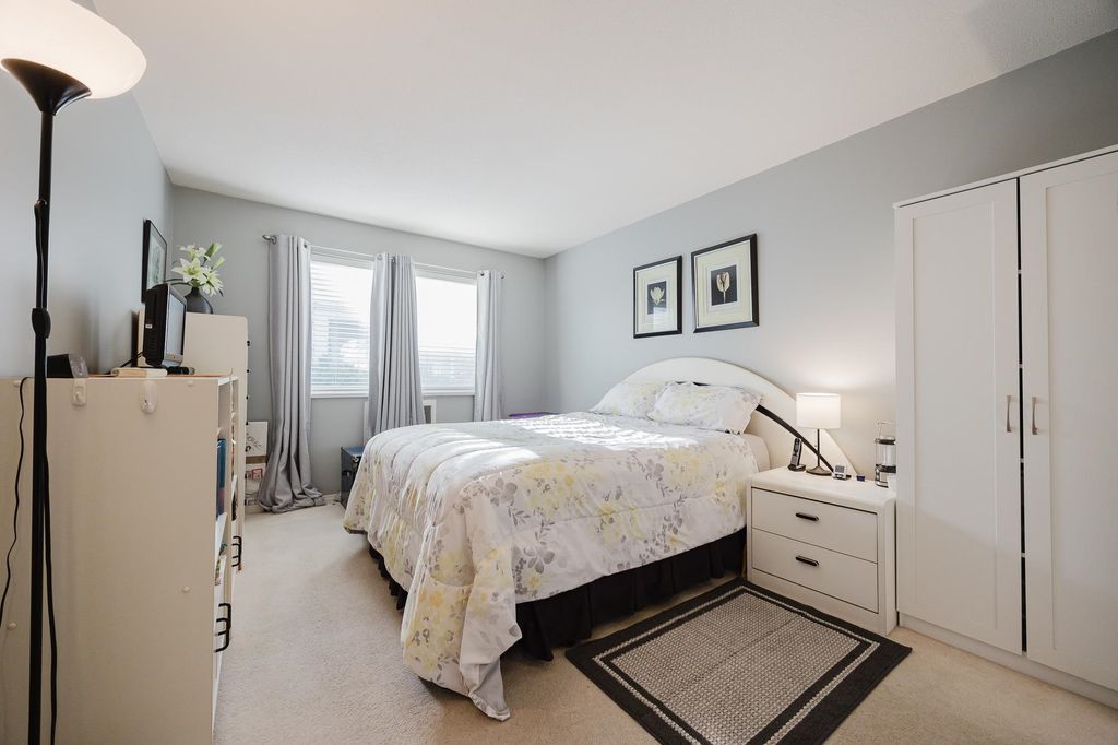 listing image 1107475494564426397