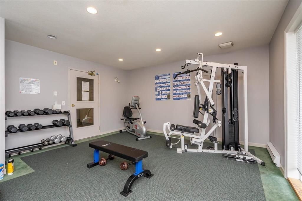 listing image 1103080609611578192