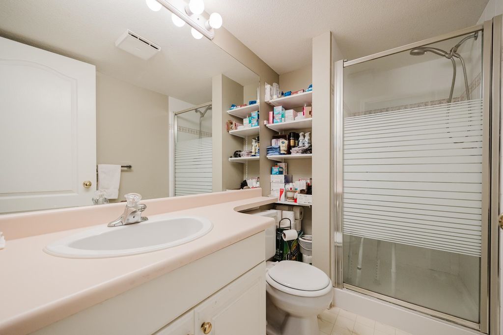 listing image 1104459650868359660