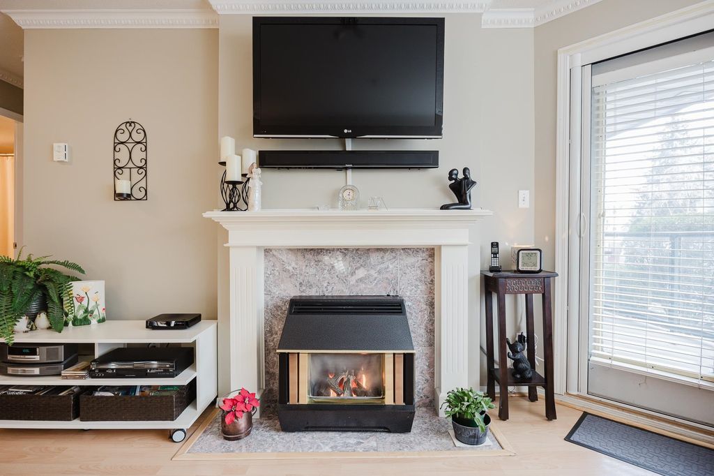 listing image 1105897005053018627