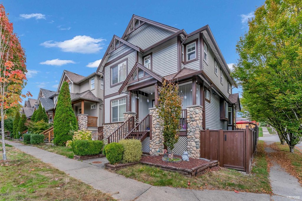 Photo of 10322 243a Street, Maple Ridge, BC V2W 2C7 (MLS # R3079096)
