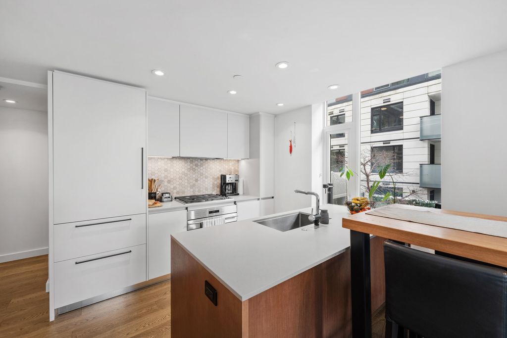 listing image 1102421449491626787