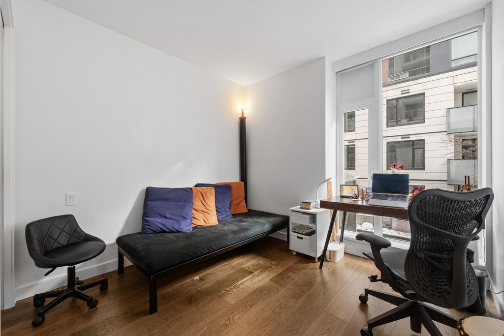 listing image 1105746768672800921