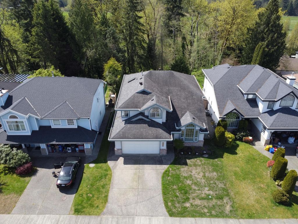 Photo of 23623 Tamarack Lane, Maple Ridge, BC V2W 1B3 (MLS # R3114592)