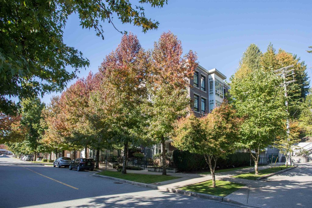 listing image 1107280815001867765