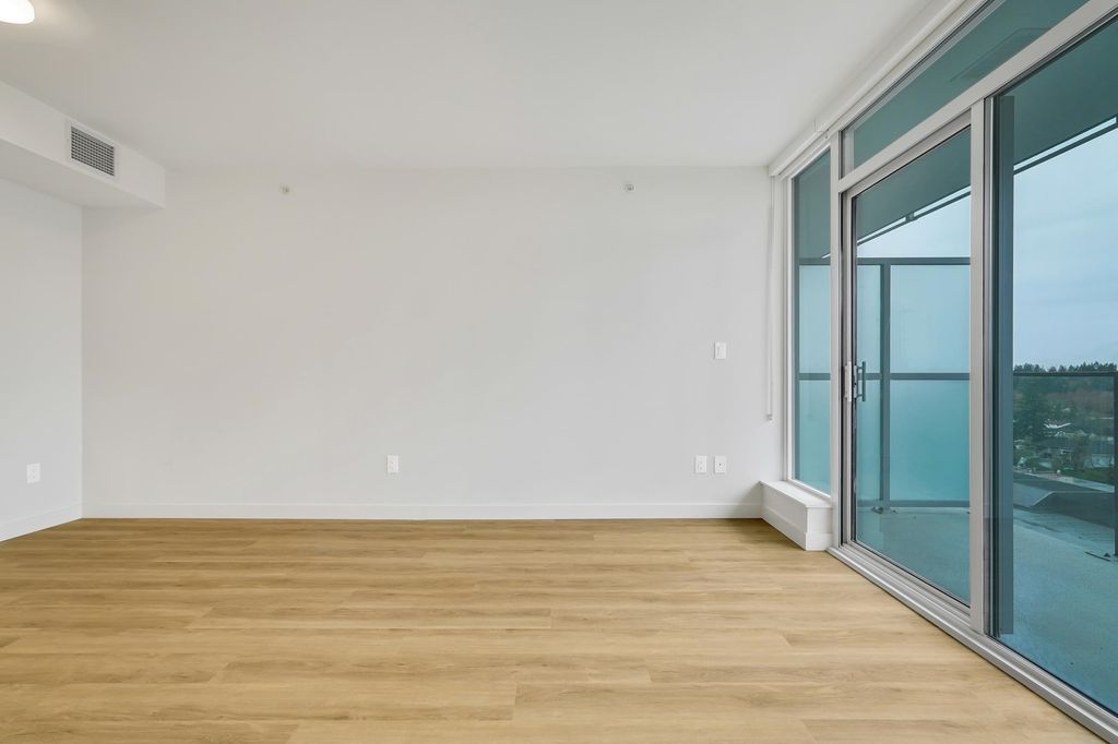 listing image 1109255263016857358