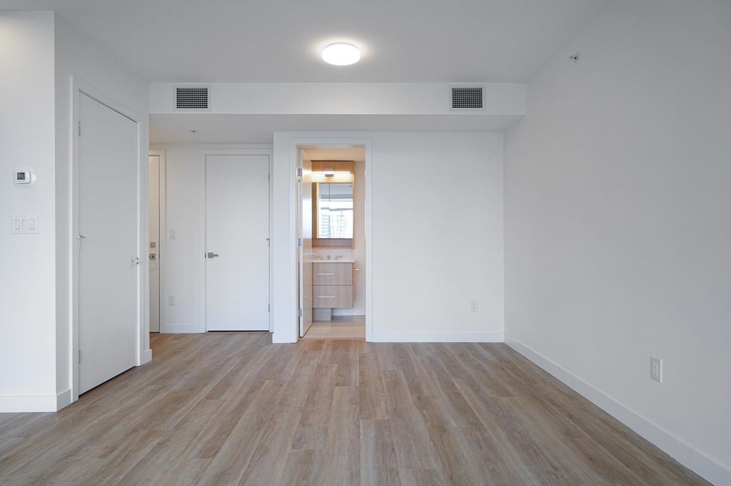listing image 1107622740858473292
