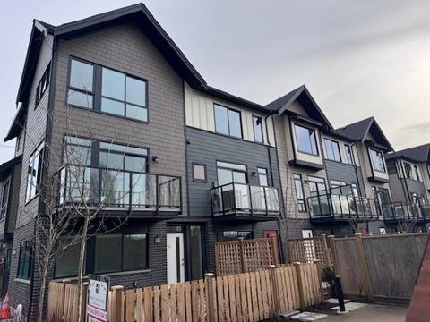 4337 Boundary Road 14 Richmond BC V6V 0C4