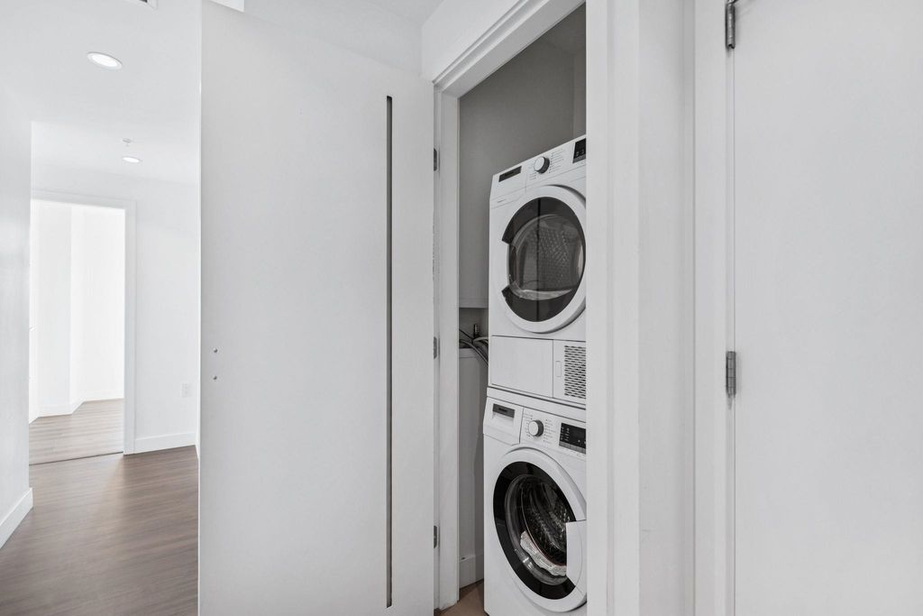 listing image 1106466738807412216