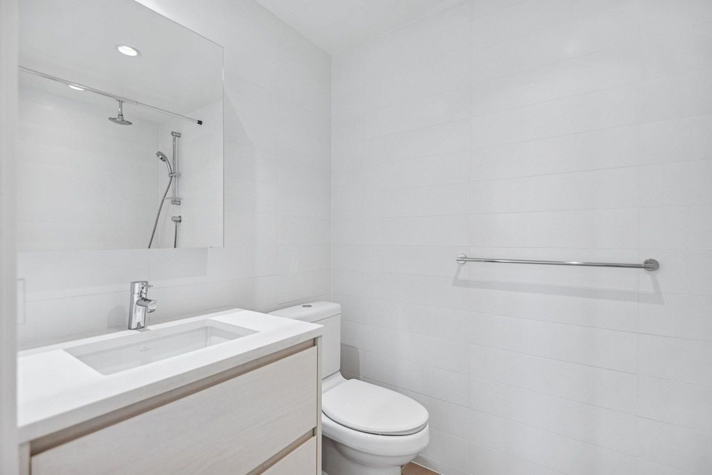 listing image 1106394748886843694