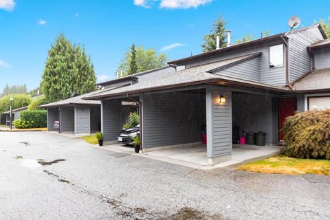 20681 Thorne Avenue 12 Maple Ridge BC V2X 8G2