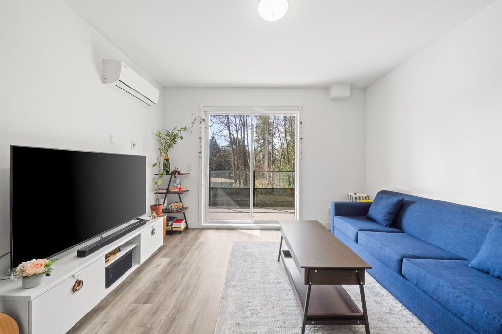 Photo of 12320 222 Street #213, Maple Ridge, BC V2X 4K8 (MLS # R3107137)