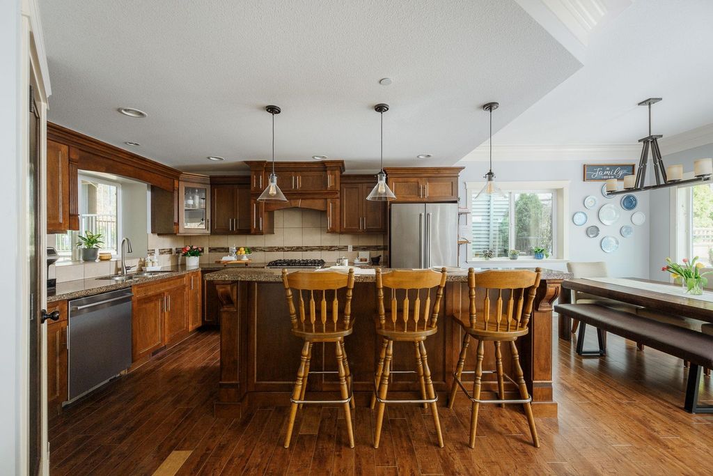 listing image 1103178259437753323